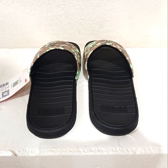 Puma slides - Picture 3 of 3